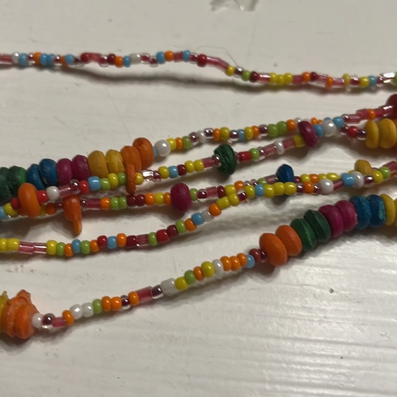 Multi layer colorful rainbow bead necklace - Picture 6 of 6